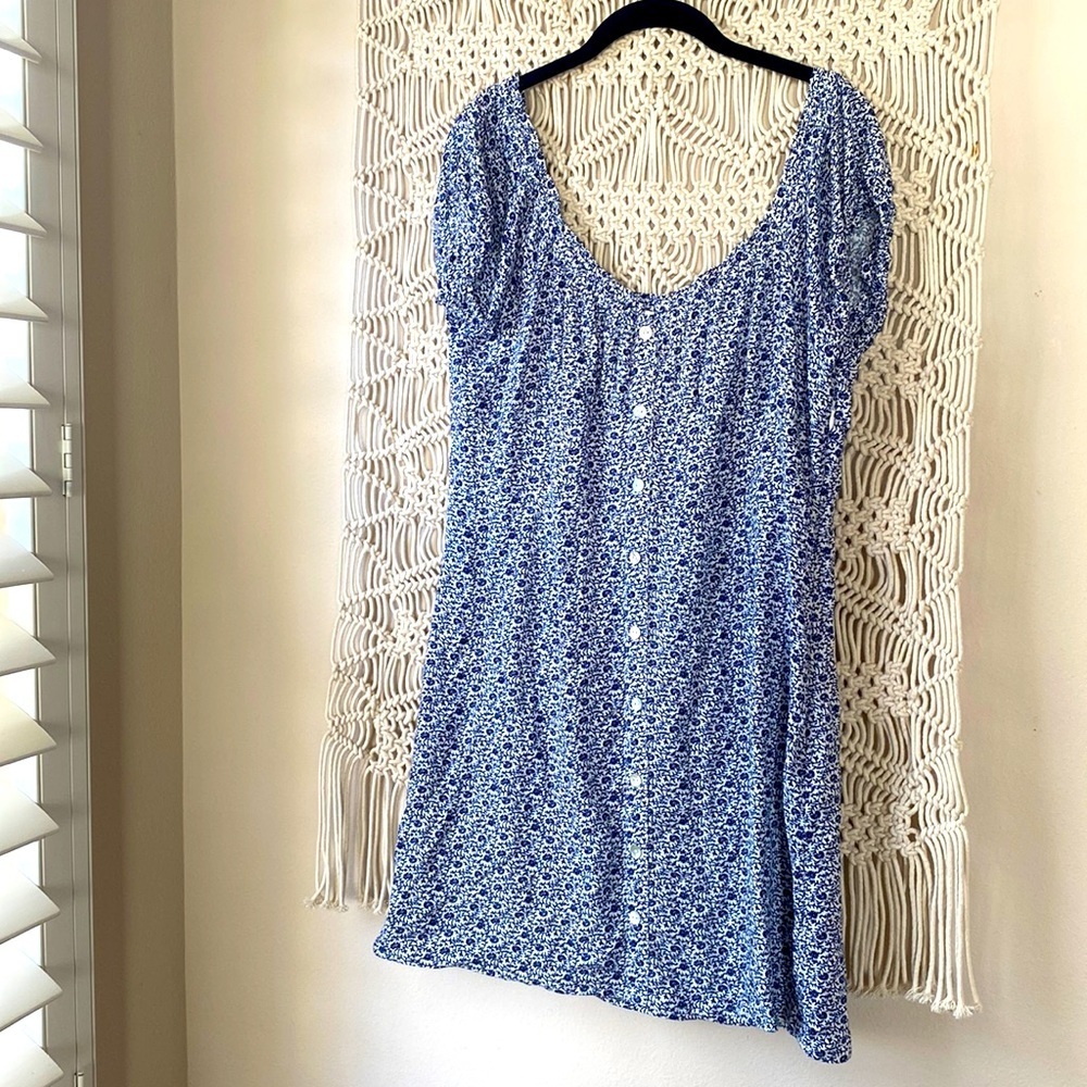 Blush 2XL blue & white floral button down short sleeve top or mini dress